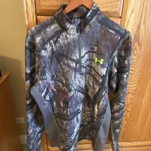 NWOT Under Armor Mossy Oak Scent Control 1/4 Zip Camo Pullover